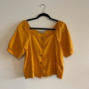 Everlane | 100% linen button up top, puff sleeve